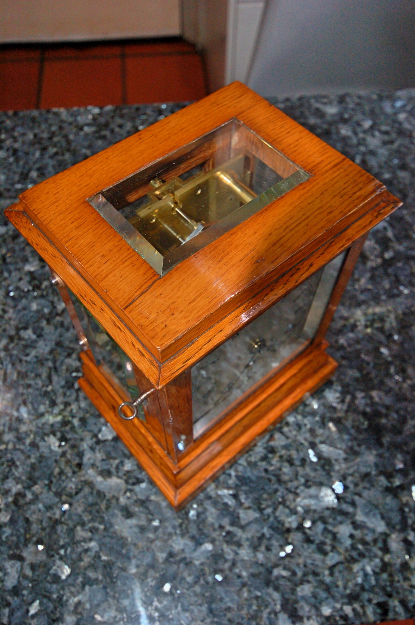 5 glass library clock