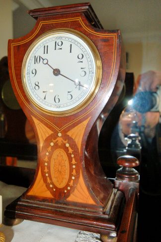 porcelain dial mantel clock